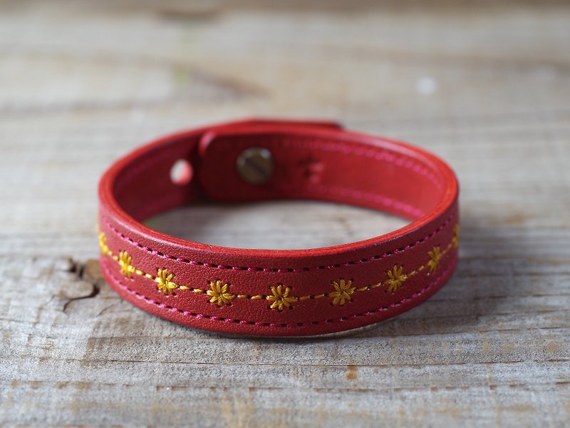 Nume leather leather bracelet - Bracelets - Genuine Leather Red