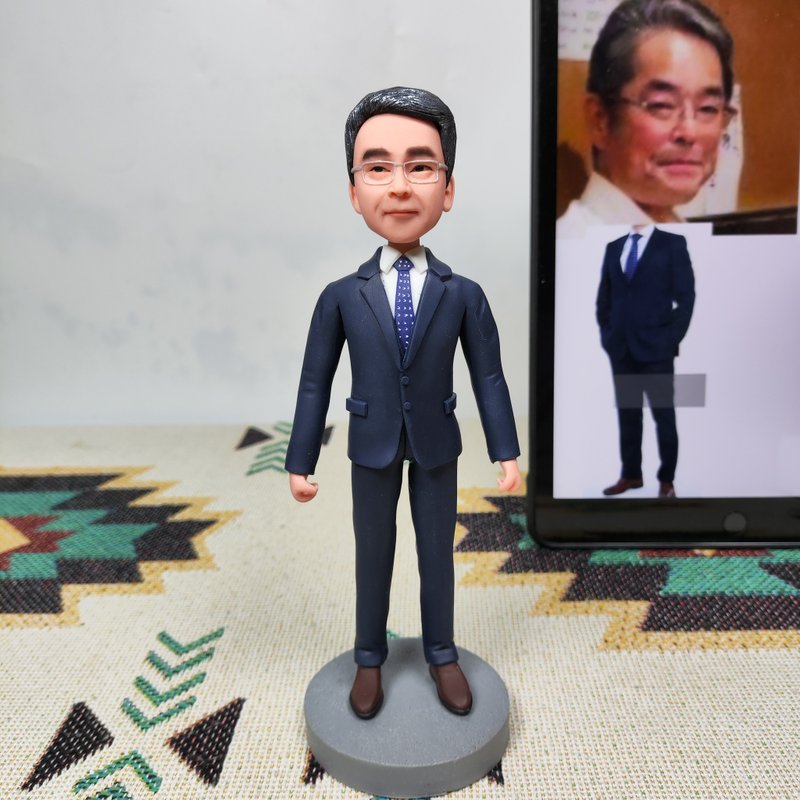 客制化人物公仔 人偶 3D人像畫 似顏繪 肖像 定制 紀念 生日 老闆 - 公仔/玩偶 - 黏土 多色