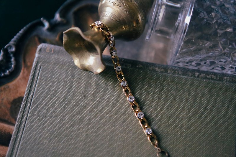 COR-DATE / White Diamond Chain Bracelet - สร้อยข้อมือ - วัสดุอื่นๆ 