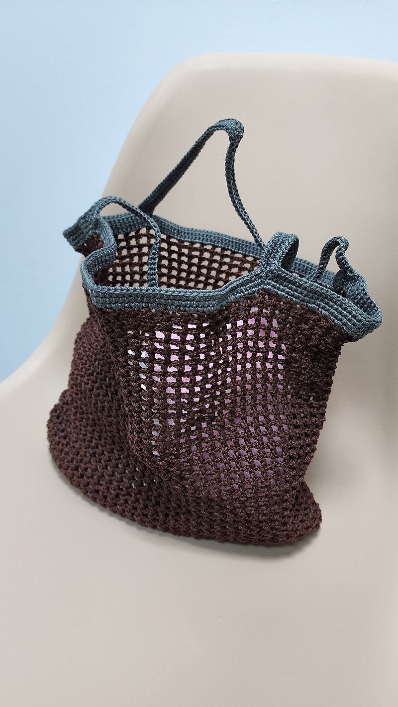 mesh woven tote bag - กระเป๋าถือ - เส้นใยสังเคราะห์ 
