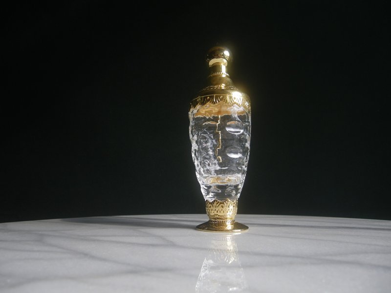【OLD-TIME】Early second-hand European heavy glass perfume bottle - ของวางตกแต่ง - วัสดุอื่นๆ 