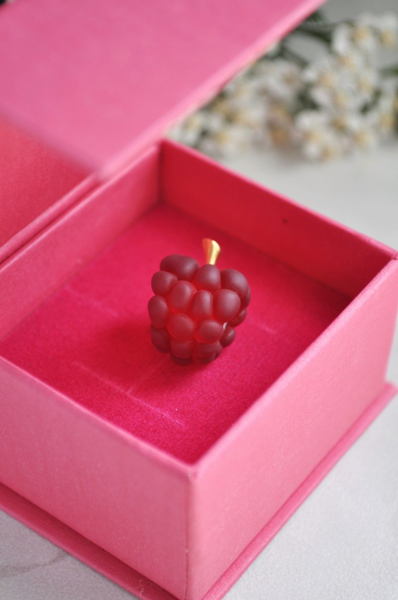 Little cute raspberry charm Fruit glass jewelry Unique gifts - พวงกุญแจ - แก้ว สีแดง