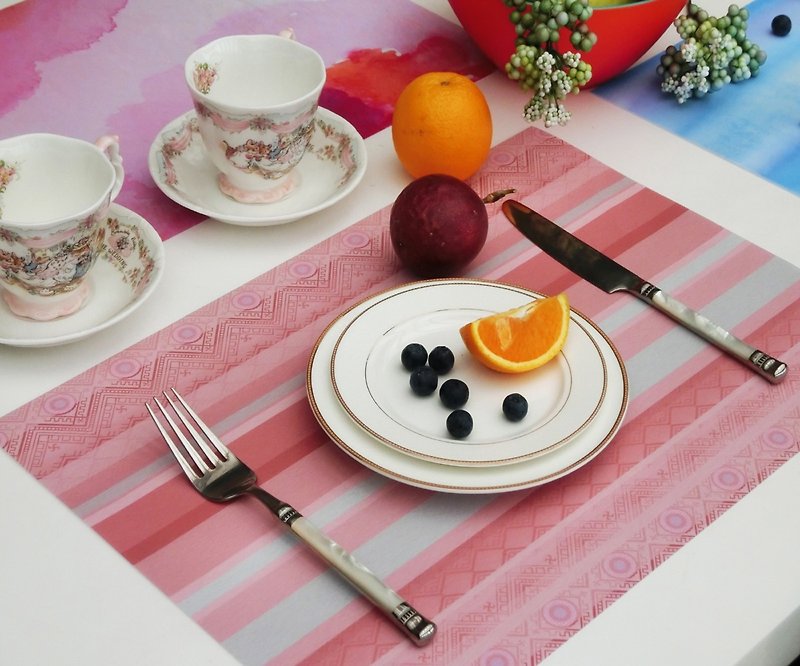 Accident placemat - Place Mats & Dining Décor - Waterproof Material Pink