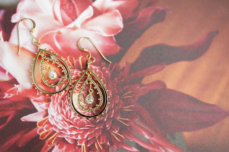 [14KGF] Earrings, Exotic Double Teardrops - Earrings & Clip-ons - Glass Gold