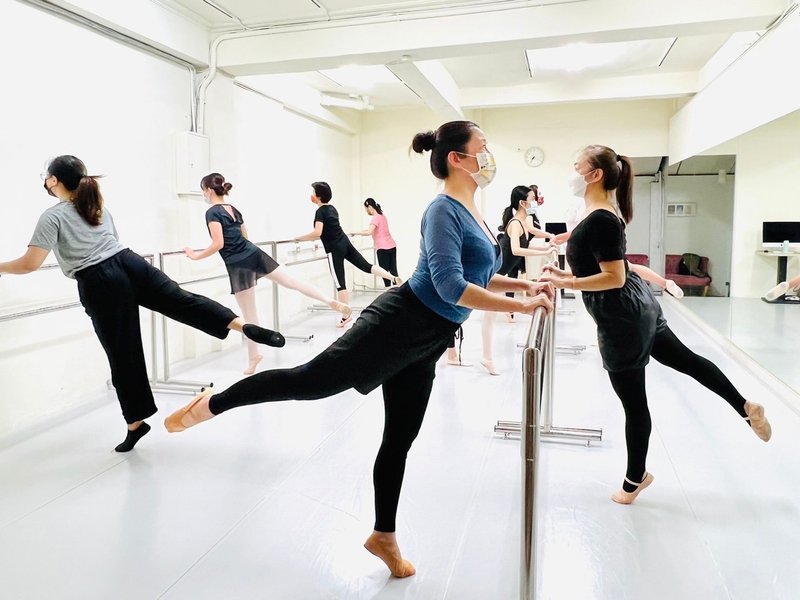 [Beginner Friendly] Adult Ballet (Special Class for Zero Basics) - Indoor/Outdoor Recreation - Other Materials 