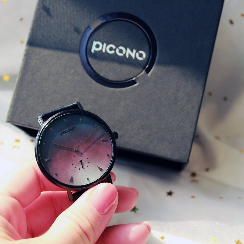 【PICONO】A week 系列 渲染簡約黑色真皮錶帶手錶 / AW-7604 - 男裝錶/中性錶 - 不鏽鋼 多色