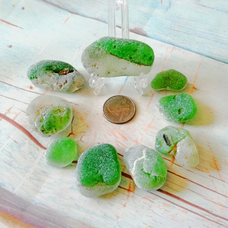 Bonfire Sea glass.Real sea glass for Sea glass decor and jewelry.Beach glass - 陶藝/玻璃 - 玻璃 綠色