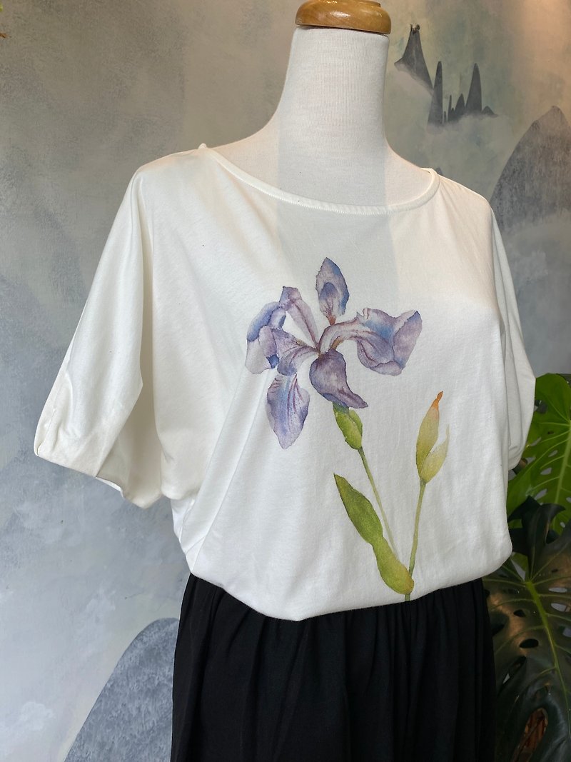 Purple Iris 100% organic cotton round neck three-quarter sleeve bud sleeve short-sleeved women's top - Women's Tops - Cotton & Hemp White