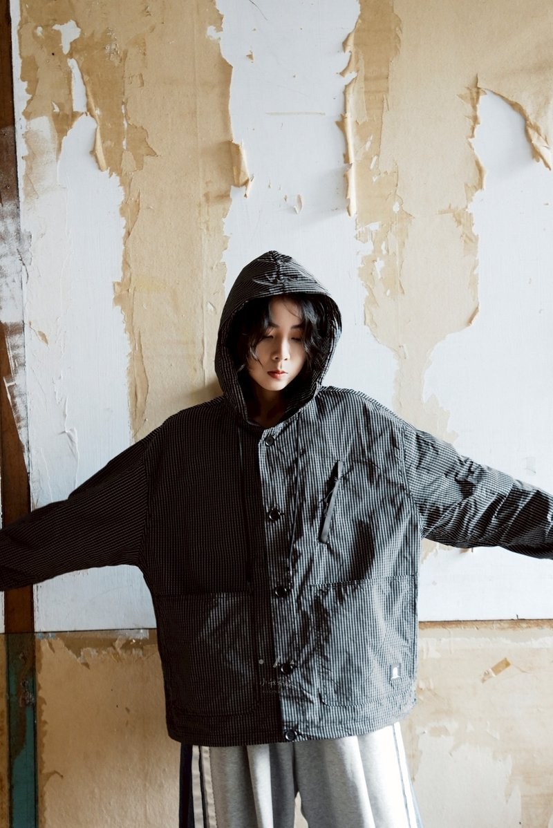 Ollie單車細格連帽外套 - 女大衣/外套 - 尼龍 黑色