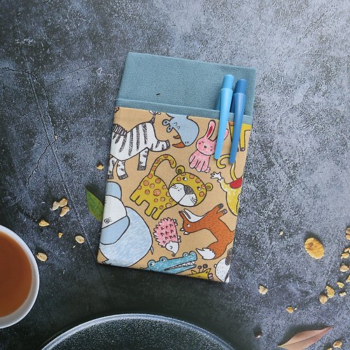 Little Forest-Little Deer] Pocket pencil case, nurse pencil case, doctor pencil  case, teacher pencil case - Shop autumn-leaf Pencil Cases - Pinkoi