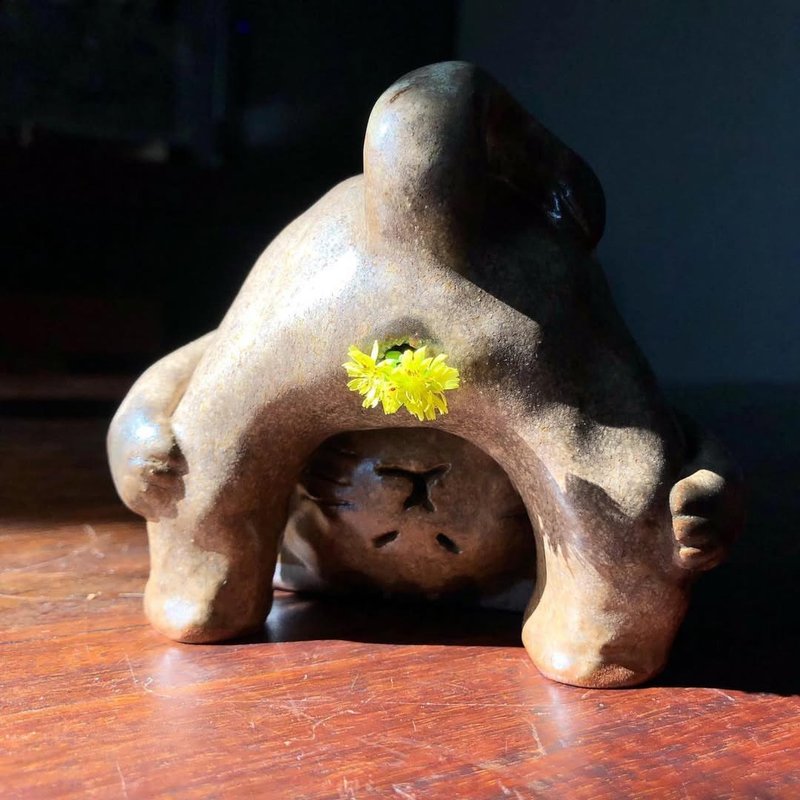 貓下去。賞花趣 / 陶偶 - 擺飾/家飾品 - 陶 咖啡色