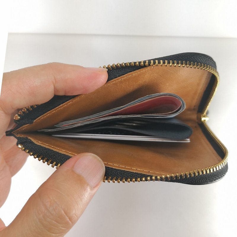 Elegant L-shaped zipper short clip coin purse wallet black/brown Paid custom lettering service - กระเป๋าสตางค์ - หนังแท้ สีดำ