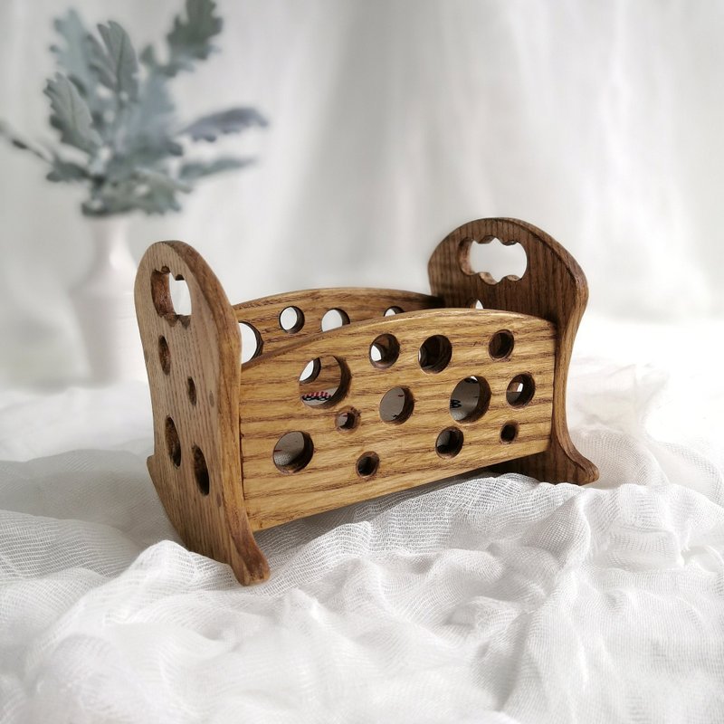 Cradle bed dollhouse. A miniature crib for a doll. Wooden cradle with mattress - ตุ๊กตา - ไม้ 