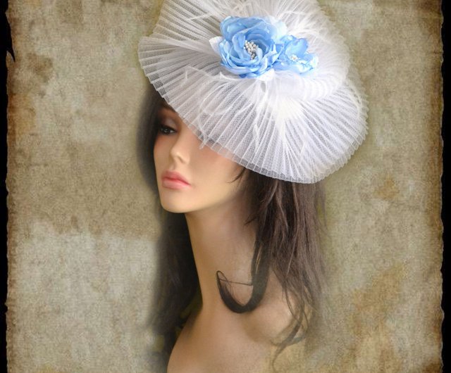 white blue fascinator