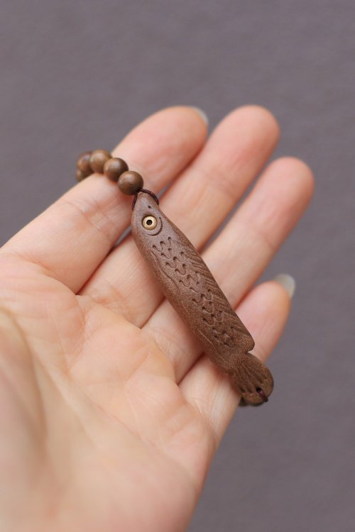 壹染指 壹染指原創香品 手捏系列 | 年年有魚+6mm綠檀 | 一物一圖