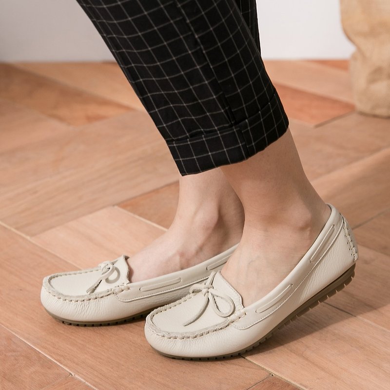 Maffeo 豆豆鞋 平底鞋 水洗皮革 美好假期蝴蝶結柔軟升級豆豆鞋(1108暖心米) - 娃娃鞋/平底鞋 - 紙 白色