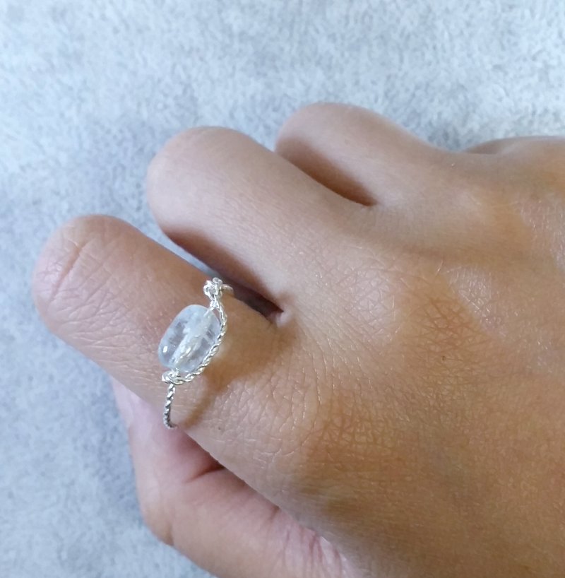 訂製海藍寶 鍍金/鍍銀鍊條硬戒指 Aquamarine gold-plated/silver-plate ring, please provide ring size when order - 戒指 - 寶石 藍色