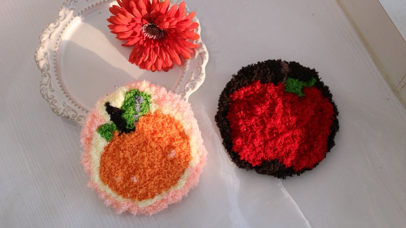 Russian embroidery/poke embroidery/wool coasters/one person group/beginner friendly - เย็บปักถักร้อย/ใยขนแกะ/ผ้า - งานปัก 