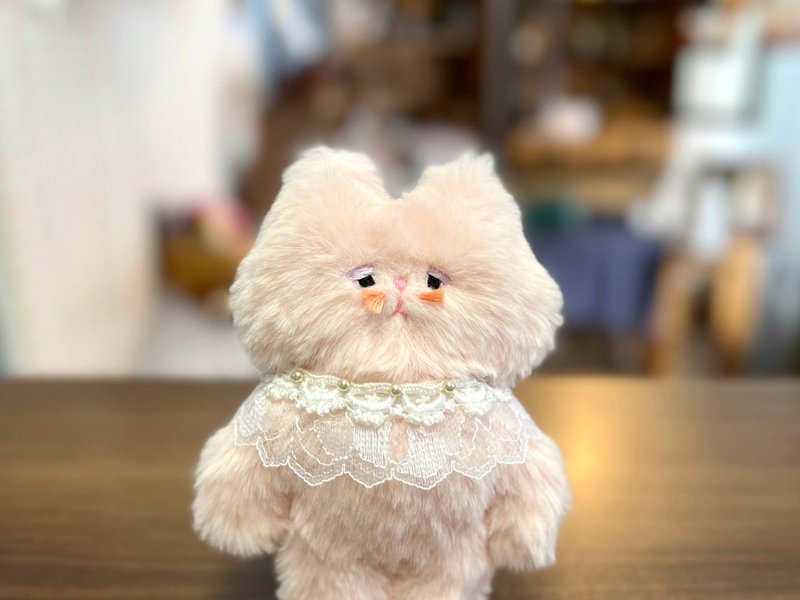 Dressed Up Kitty British Vintage Lace B - ตุ๊กตา - เส้นใยสังเคราะห์ สึชมพู