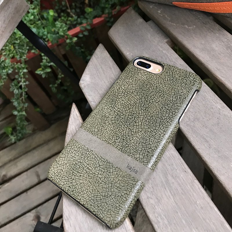 Retro single cover phone protective case olive - อื่นๆ - หนังแท้ 