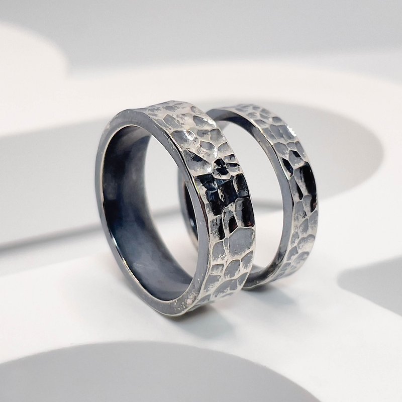 錘目純銀戒指 | 水波紋 | 戒指 | 情侶對戒 | 925純銀 |染黑|亮面 - 對戒 - 純銀 