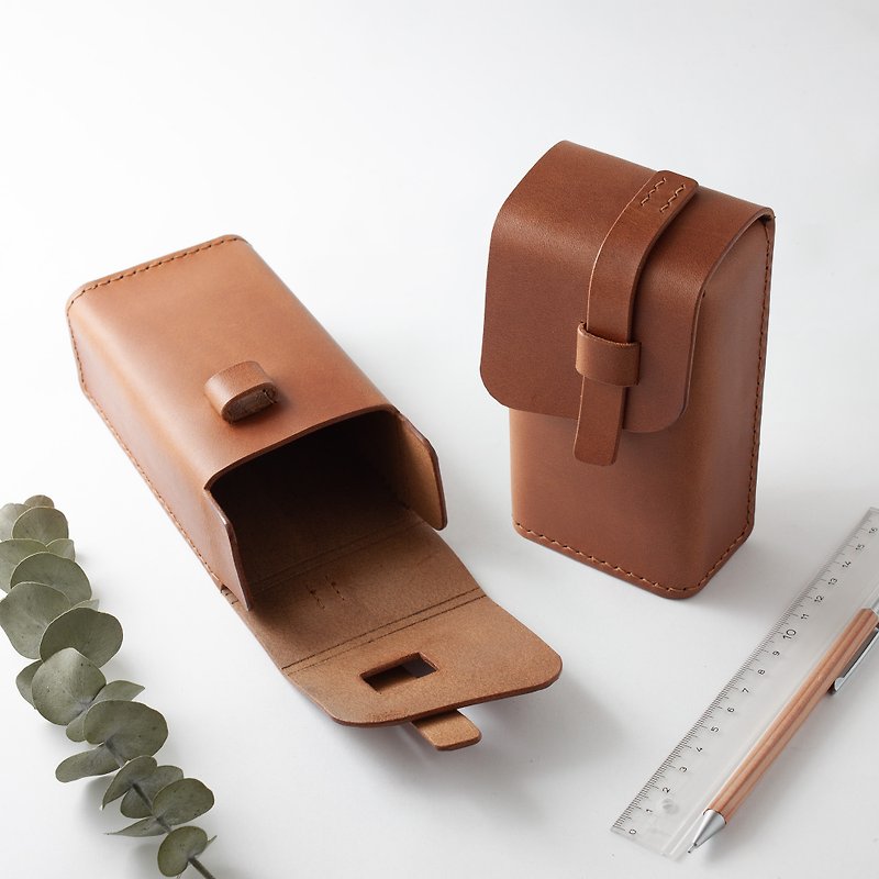 SEANCHY fully handmade leather camera case vegetable tanned cowhide genuine leather customized small original design - กระเป๋ากล้อง - หนังแท้ สีนำ้ตาล