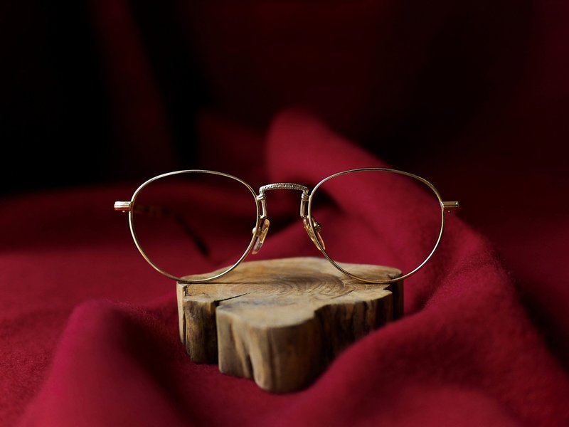 金黃琥珀簍空造型鼻橋東京少女 金絲雕花橢圓框眼鏡Japan/glasses - 眼鏡/鏡框 - 其他金屬 金色
