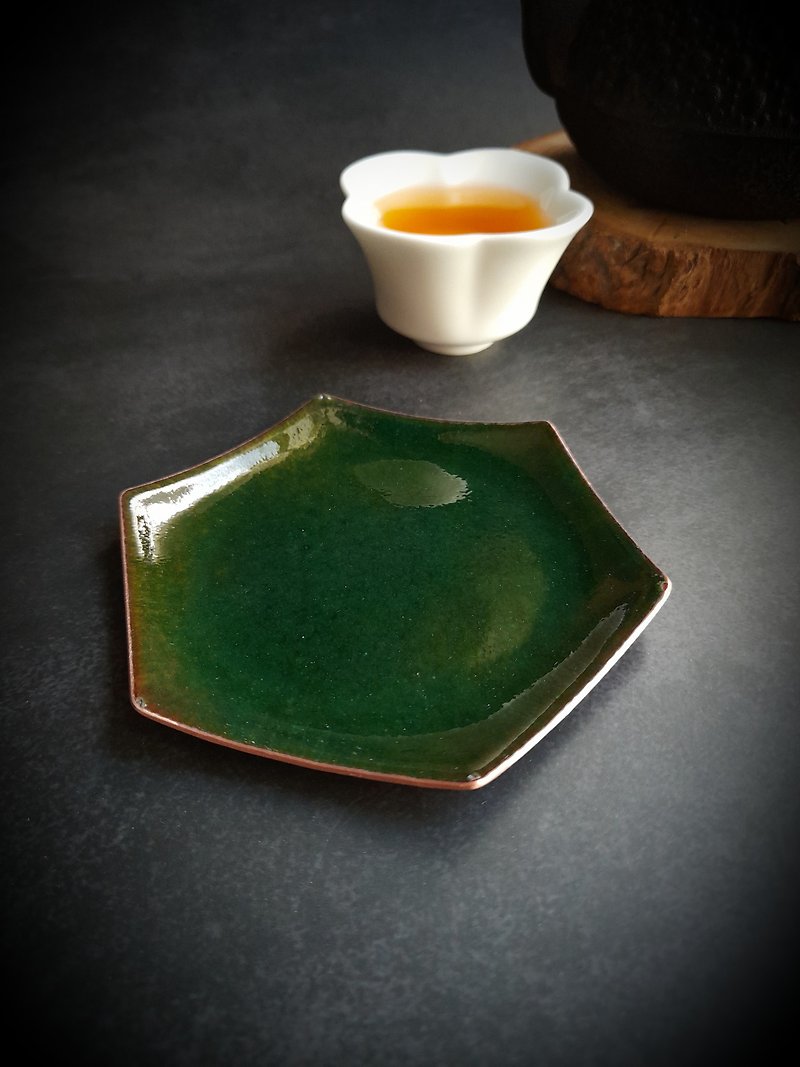 Hand-made Bronze enamel cup holder small saucer [Daxue-Lake Green] - ถ้วย - ทองแดงทองเหลือง สีเขียว