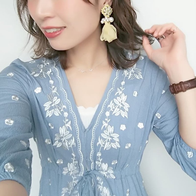 Yellow pearl flower pierce earrings - ピアス・イヤリング - 真珠 イエロー