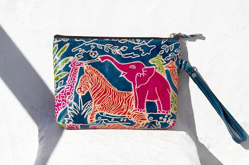 Valentine's Day gift a limited edition handmade suede Storage bag / hand-painted style leather cosmetic bag / leather bag / purse - African grasslands Zoo - กระเป๋าเครื่องสำอาง - หนังแท้ หลากหลายสี