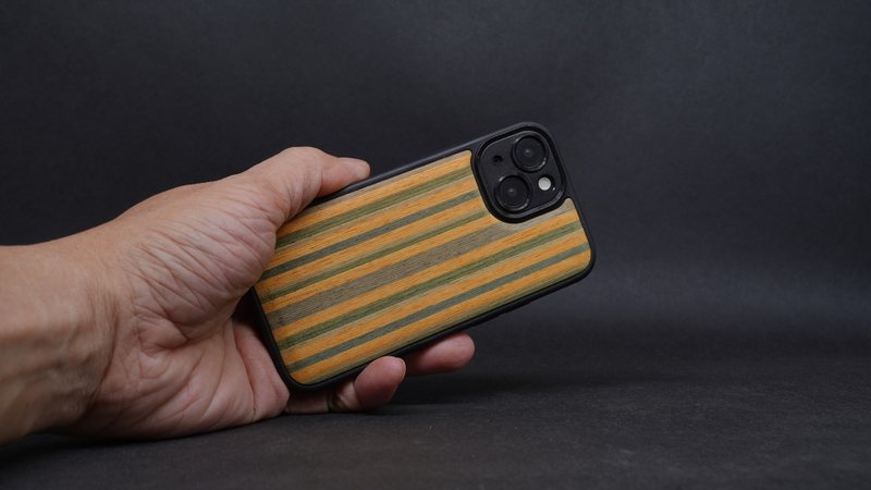 【永續循環】iPhone 13系列 展示品實木防摔殼 義大利彩虹木 - 手機殼/手機套 - 木頭 