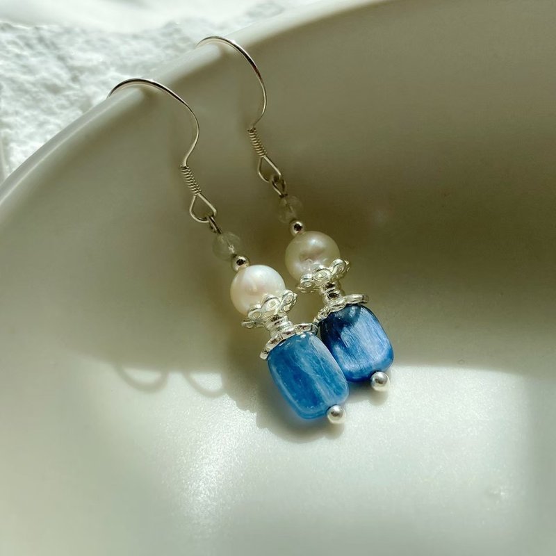 【Lingzexian】Dangle earrings - Earrings & Clip-ons - Semi-Precious Stones Blue