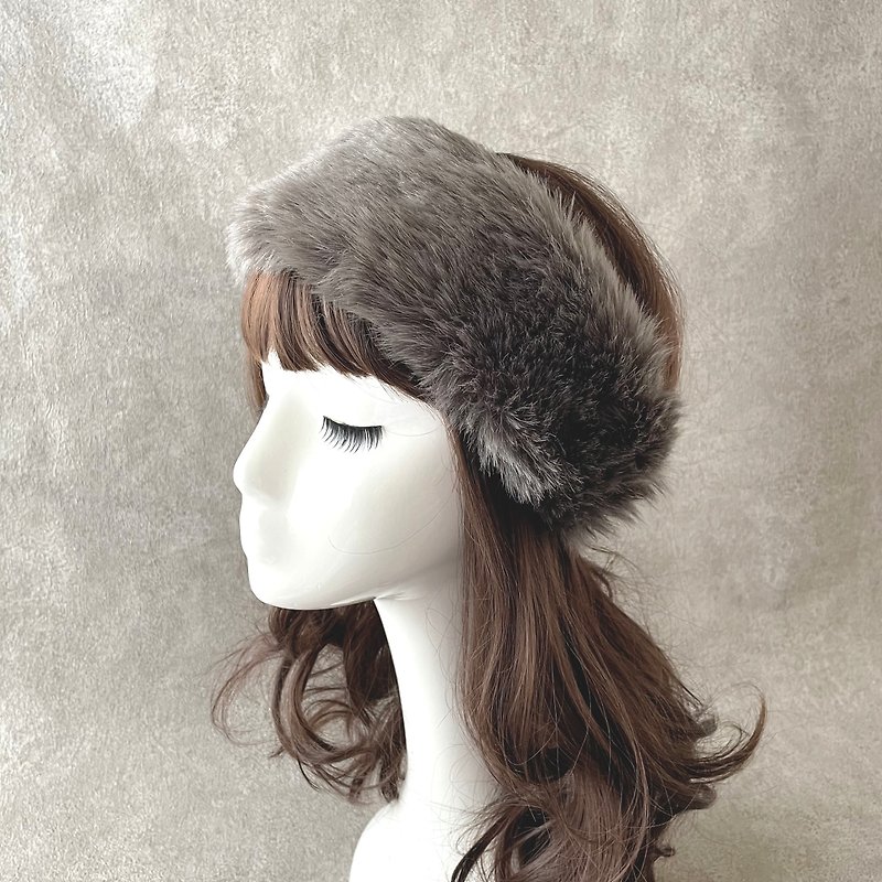Adult eco fur hair band fox dark gray - Hair Accessories - Other Materials Gray