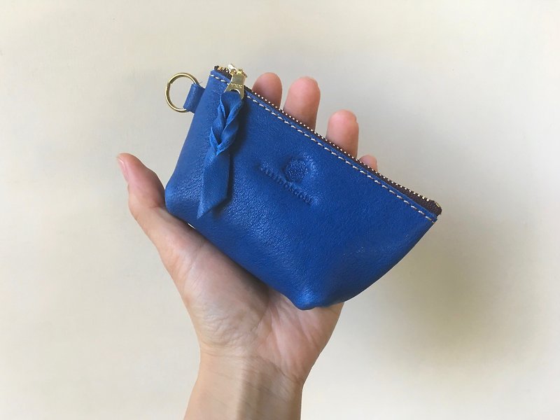 JAPAN leather Nume leather mini pouch barco regatta-blue - กระเป๋าเครื่องสำอาง - หนังแท้ สีน้ำเงิน