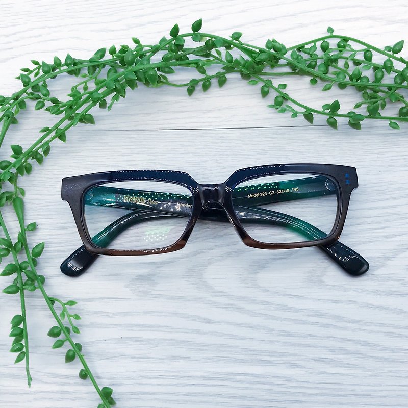 絶版のELEMENTS eyewear 半透明のブルーとブラウンのレトロなスクエアフレームのメガネ 手作りの日本製 - 眼鏡・フレーム - その他の素材 ブラウン