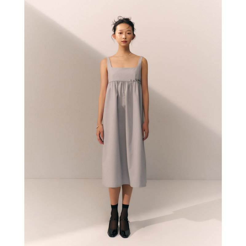 Square Neck Sleeveless Midi Dress/ Gainsboro Grey - ชุดเดรส - วัสดุอื่นๆ สีเทา