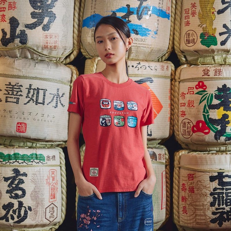 Edo Katsu Japanese wine bottle printed LOGO short-sleeved T-shirt - women's (orange) #Top - Women's T-Shirts - Cotton & Hemp Red