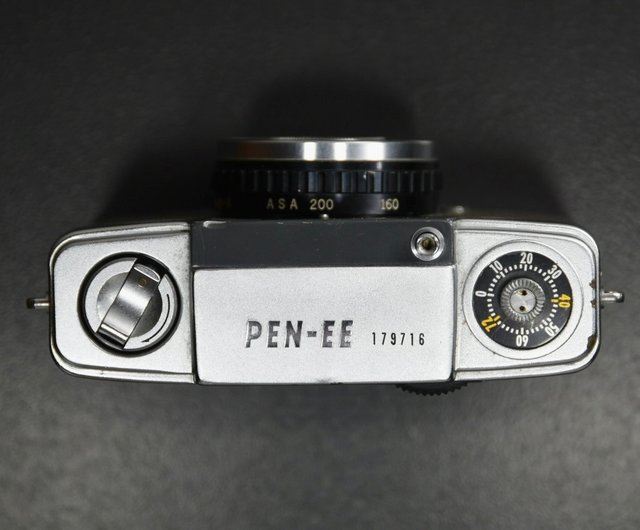 クラシックアンティーク】OLYMPUS PEN EES 30mm f2.8 ハーフ