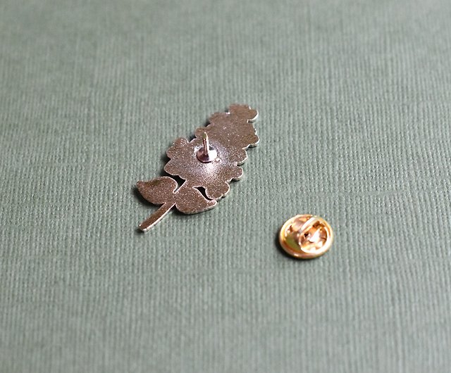 Bouquet pins flower enamel lapel pin -Badge - pins - enamel pins gold metal  - ac - Shop sonorite Badges & Pins - Pinkoi