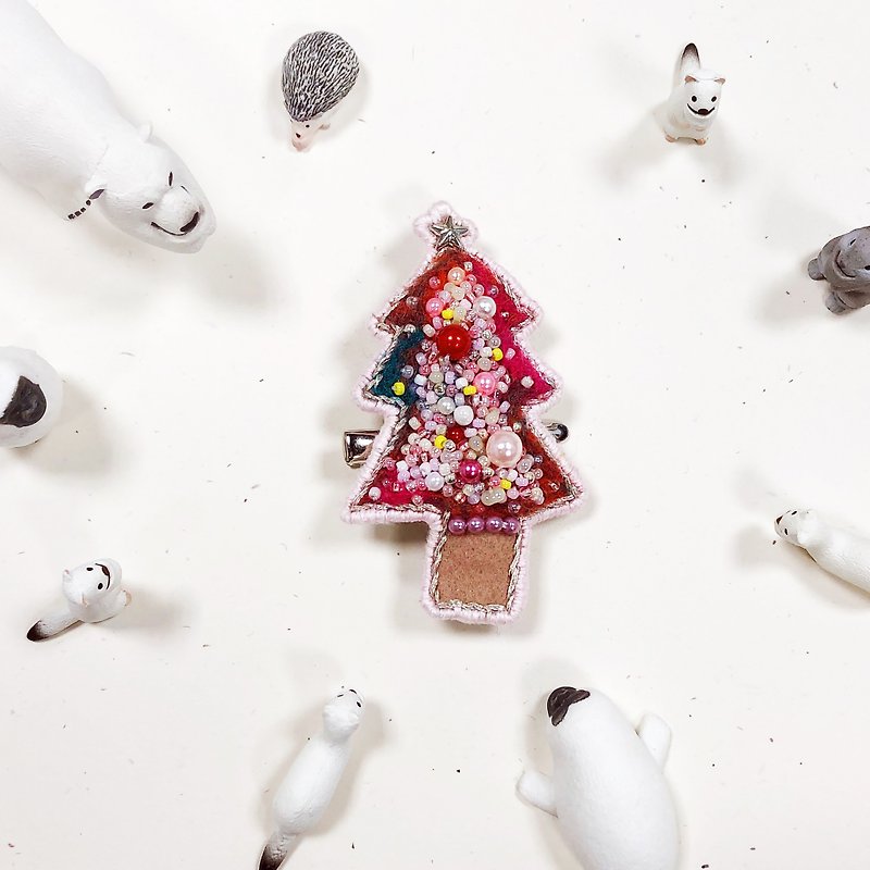 Koko Loves Dessert // I sell you youth - Merry Christmas Tree pin hairpin (small peach tree) - เข็มกลัด - งานปัก สึชมพู
