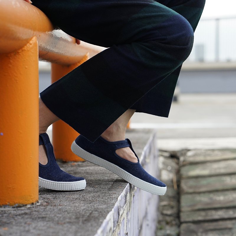 西班牙國民帆布鞋 CIENTA 51000 31 牛仔藍 經典布料 大人 T字款 - 女款休閒鞋 - 棉．麻 藍色