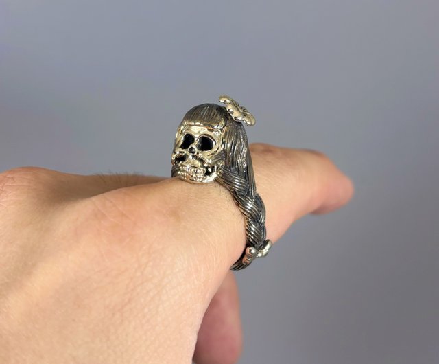 廃盤高級髑髏名誉指輪　ハンドメイド/ハイクオリティ　スカルリング SS TOTENKOPF HONOR RING オリジナルとの比較 | Silver&Leather