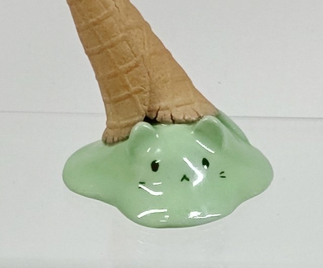 とろける猫アイスクリーム - ショップ xixin 置物 - Pinkoi