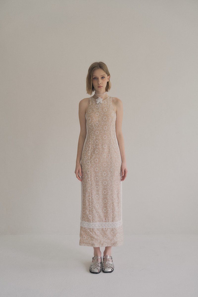 floral lace open back dress 蕾絲挖背洋裝 soft peach 粉杏桃 - 洋裝/連身裙 - 其他材質 橘色