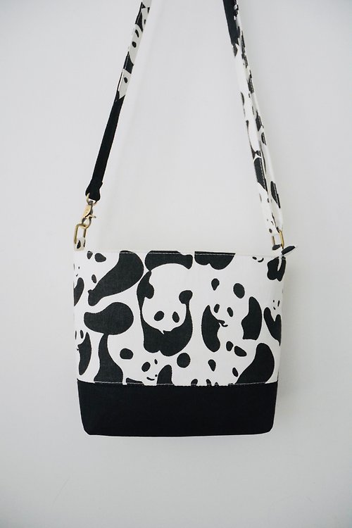 虛室手制 熊貓 簡潔款斜挎側背包 接受客制化尺寸
