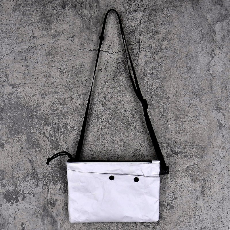 6DOTS White ultra-light Waterproof SACOCHE Tyvek Crossbody Bag - Messenger Bags & Sling Bags - Waterproof Material White