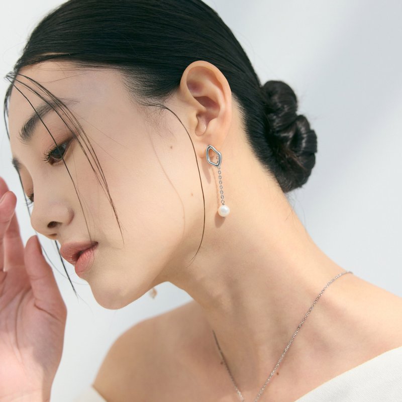 【NEW新品上市】渦息。巴洛克珍珠垂墜耳環 - 耳環/耳夾/耳骨夾 - 不鏽鋼 銀色