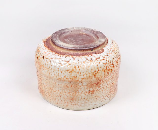 Mingya kiln l classic wood fired shino tea bowl pottery