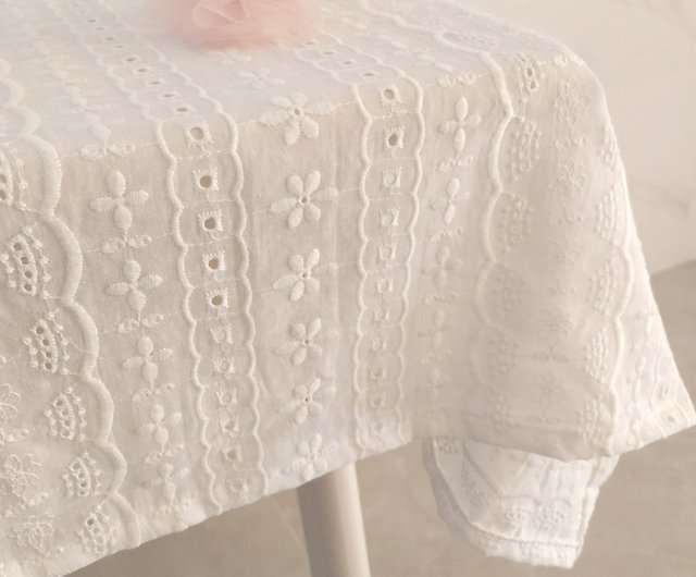 白い綿の刺繡刺繍テーブルクロスレトロな結婚式のテーブルクロスランチョンマットテーブルクロス - ショップ lemonccc ランチョンマット -  Pinkoi