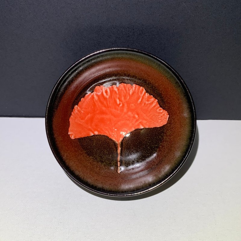 木葉天目七彩結晶圓杯 / 邱毓寧 / 鶯歌燒 / A22 - 茶壺/茶杯/茶具 - 瓷 黑色